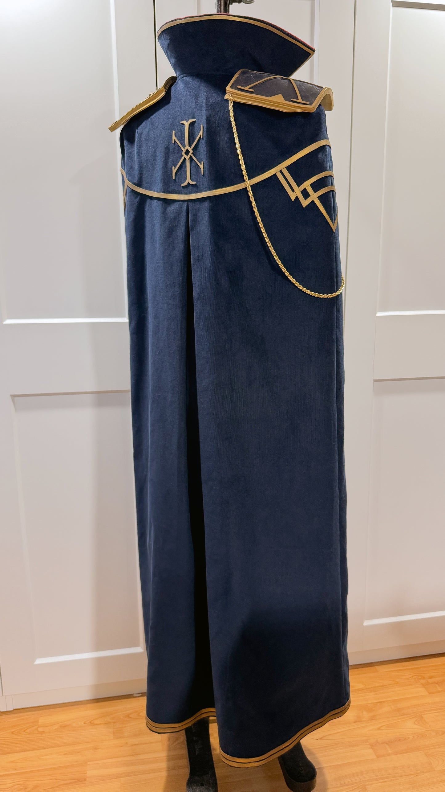 Arcane Caitlyn Regal Cloak Sewing Pattern/Downloadable PDF File and Tutorial Book