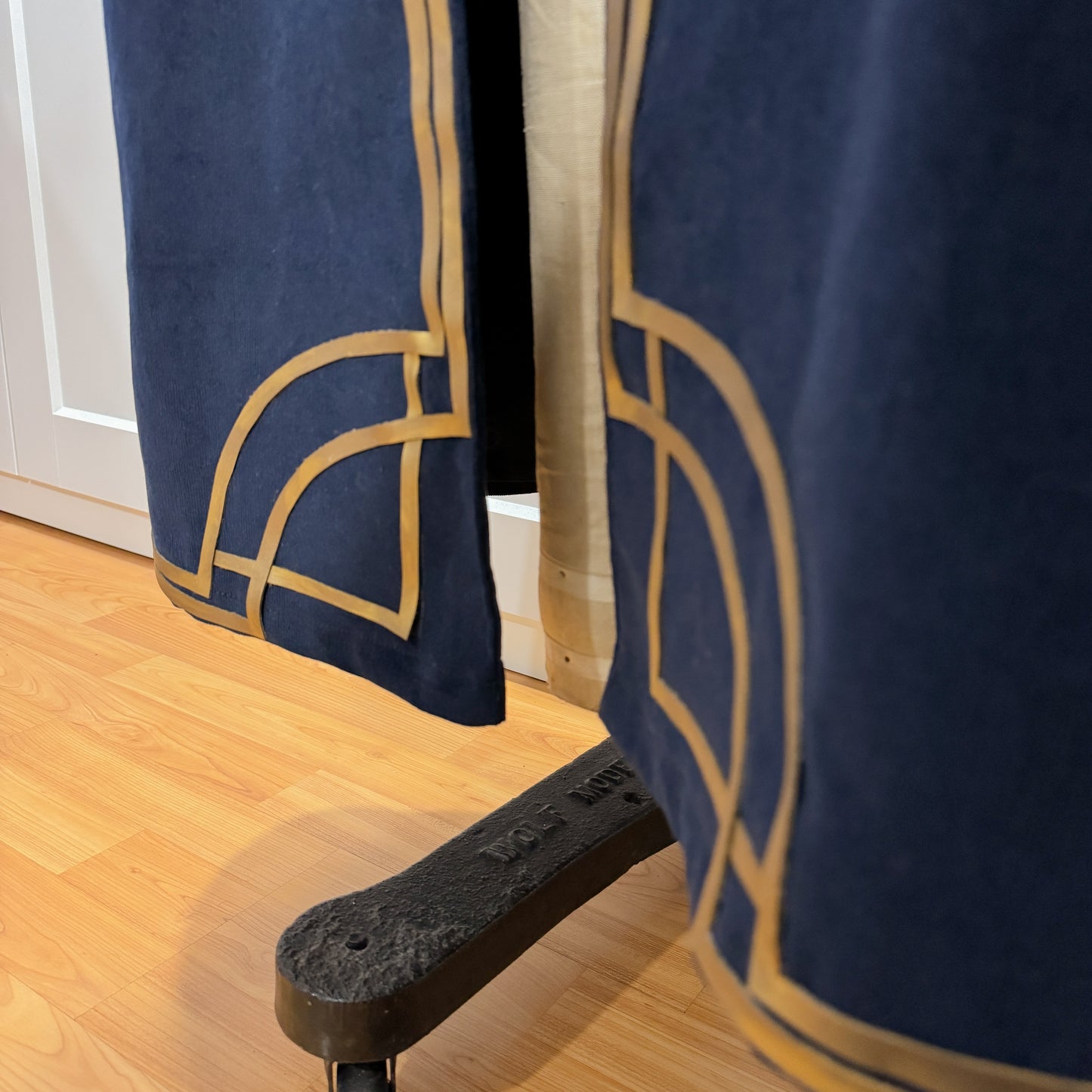 Arcane Caitlyn Regal Cloak Sewing Pattern/Downloadable PDF File and Tutorial Book