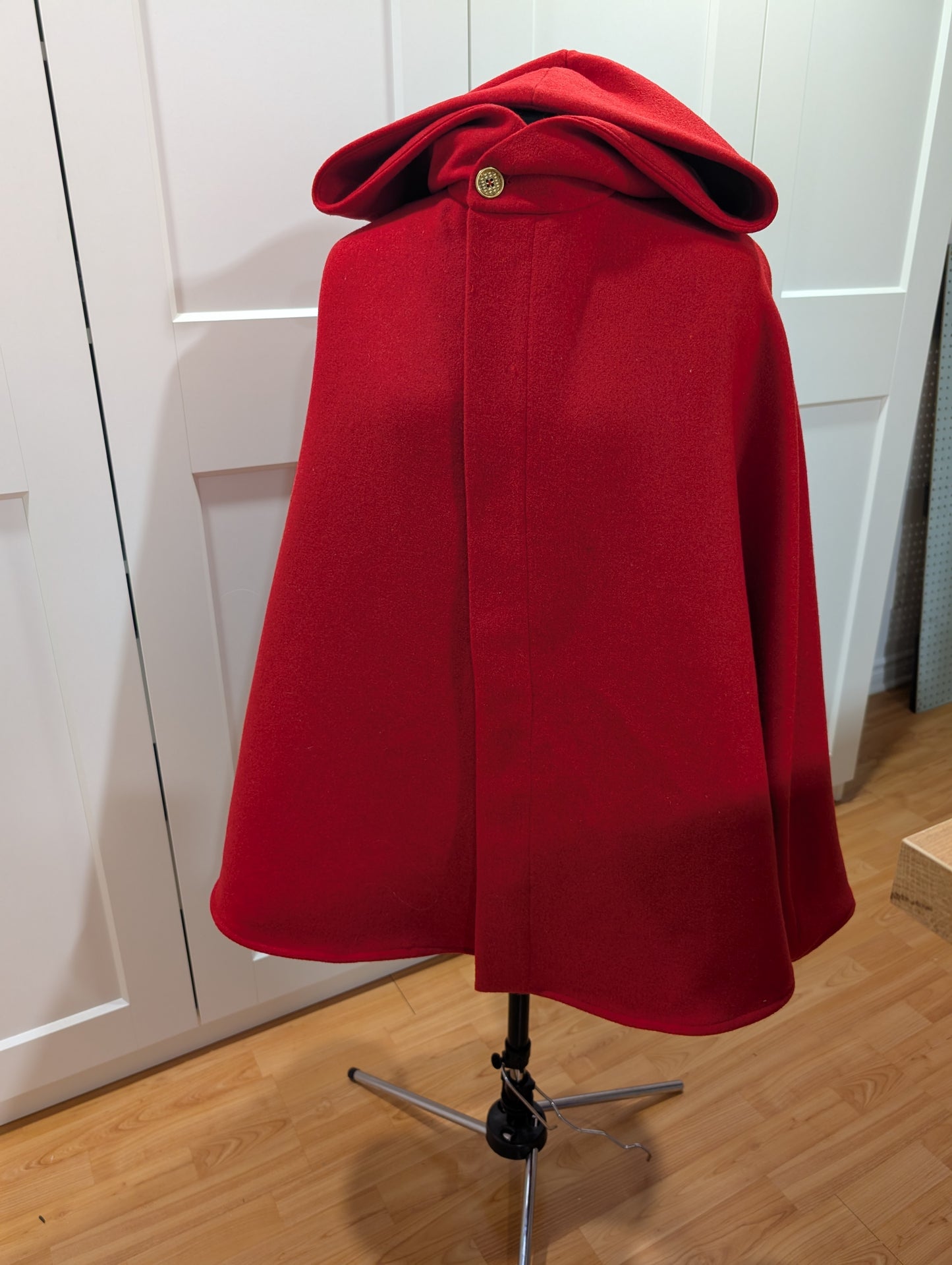 Outrider Cloak Sewing Pattern/Downloadable PDF File and Tutorial Book