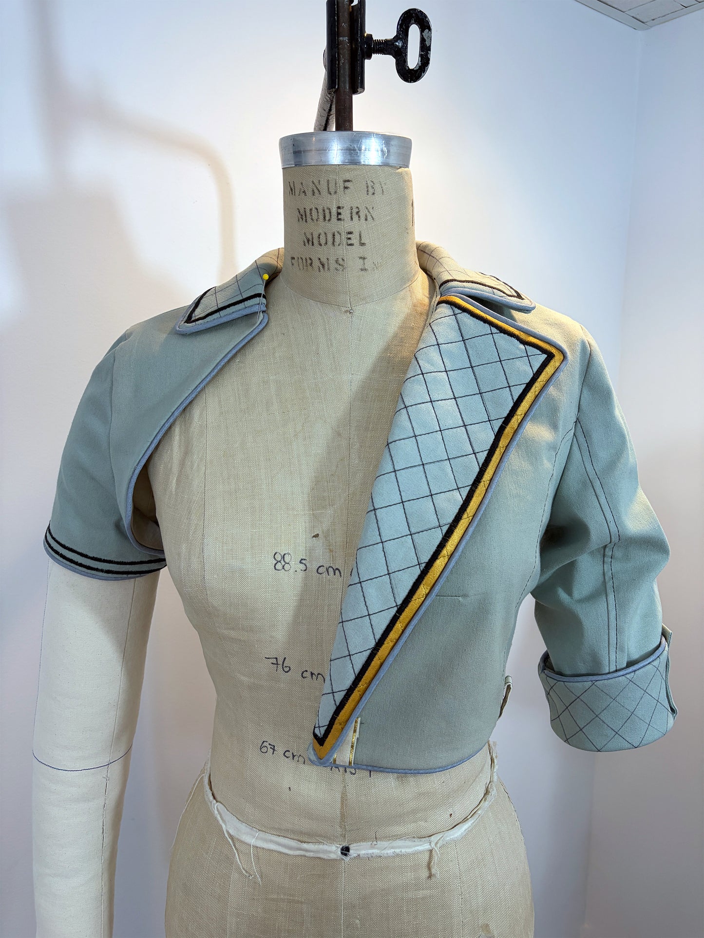Sciel Jacket Sewing Pattern | Cropped Jacket Pattern | Tutorial Book