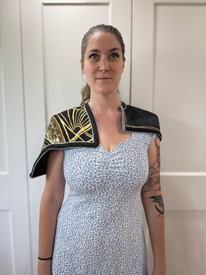 ✨ Premium Expedition 33 Capelet – Handcrafted Limited Edition ✨